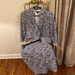 Ann Taylor suit set top 0 bottom skirt 2 black blue blend